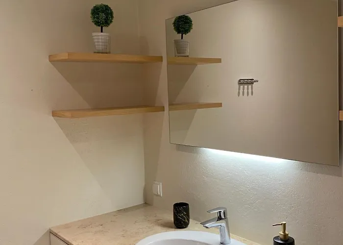 Apartament Stylish Sea-view By The Marina